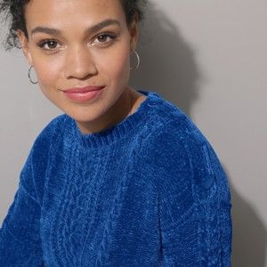 Blancheporte Žinylkový pulovr s copánkovým vzorem tmavě modrá 54
