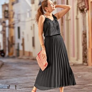 Blancheporte Jednobarevná plisovaná sukně černá 36